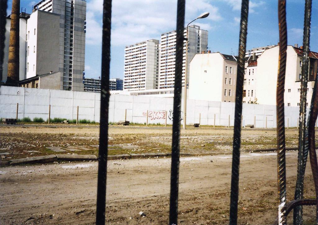 Skki at Check point charley 1990